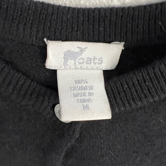 Black Sweater 
Oats 
Size: Medium - Picture 3 of 3